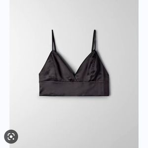 Aritzia Ten by Babaton bra top